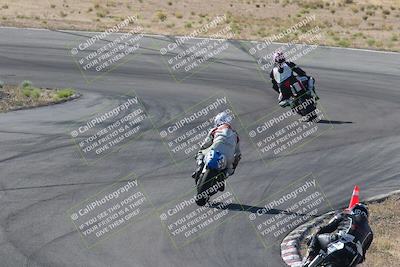 media/Apr-20-2025-AHRMA (Sun) [[393a79c373]]/Race/group 10 early race/Turn 4b/